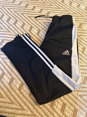 Boy’s adidas Black Track Pants size 10/12
